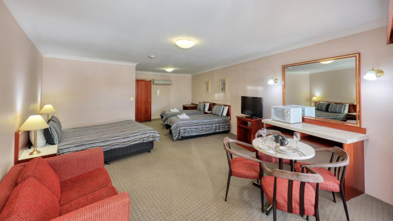 Southern Comfort Motor Inn Cootamundra Exterior foto